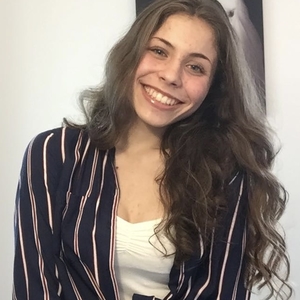 Justine - Prof d'aide aux devoirs - Arnas