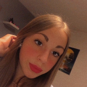 Coralie - Prof d'aide aux devoirs - Aurillac