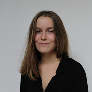 Loïse - Prof d'initiation informatique - Sèvres