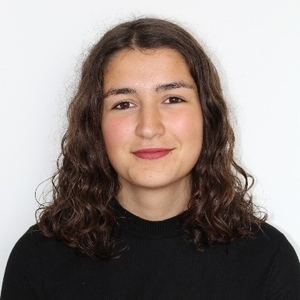 Selma - Prof d'anglais - Guyancourt