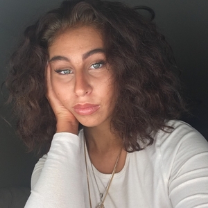 Salma - Prof de dissertation - Lyon