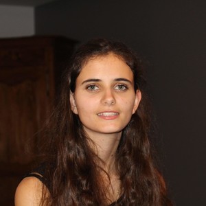 Amélie - Prof de maths - Juigné-sur-Loire