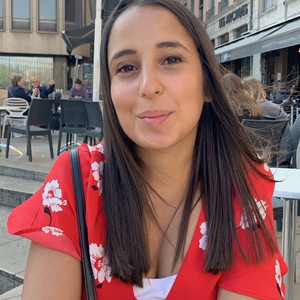 Anissa - Prof d'aide aux devoirs - Lyon