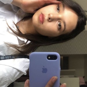 Aliya - Prof d'anglais - Paris