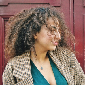 Hadil - Prof de SES - Paris