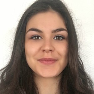 Jeanne - Prof de maths - Saint-Denis