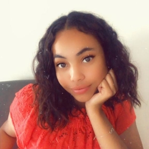 Anna - Prof de français - Saint-Laurent-du-Var