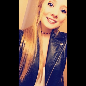 Julie-May - Prof de français - Marmande