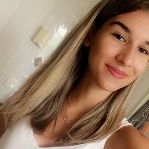 Sarah - Prof de français - Narbonne