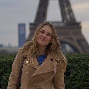 Louise - Prof de français - Angers
