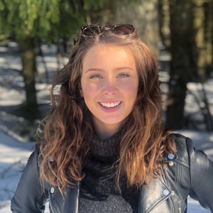 Manon - Prof d'anglais - Saint-Genest-Lerpt