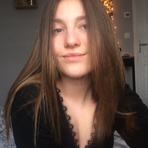 Clémence - Prof de ressources humaines et communication - Chéméré