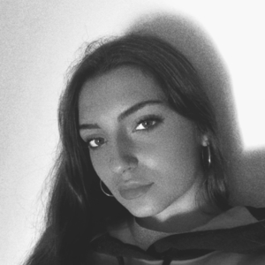Chloe - Prof d'aide aux devoirs - Lyon