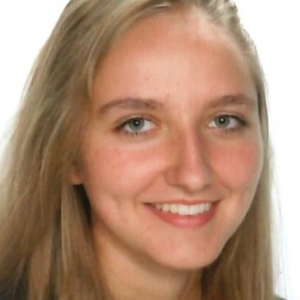 Clara - Prof de maths - Vergongheon