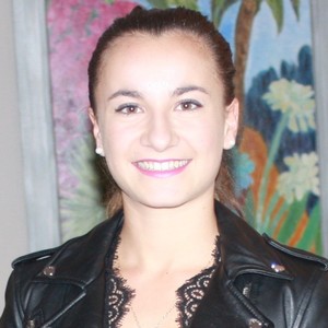 Charlotte - Prof de droit civil - Aix-en-Provence