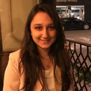 Melika - Prof de droit international - Paris