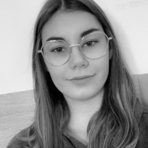 Charlotte - Prof d'aide aux devoirs - Poitiers