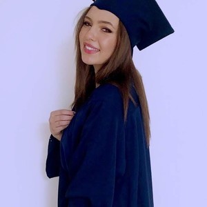 Lina - Prof d'anglais - Paris
