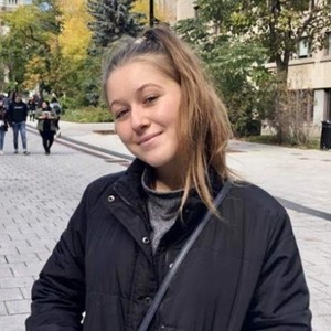 Chloé - Prof d'aide aux devoirs - Suresnes