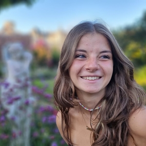 Lucie - Prof d'aide aux devoirs - Paris