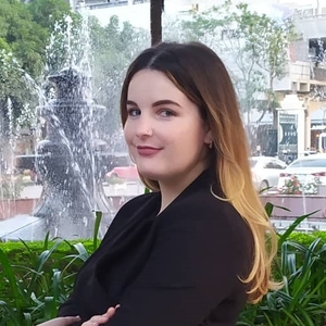 Axelle - Prof d'aide aux devoirs - Clichy