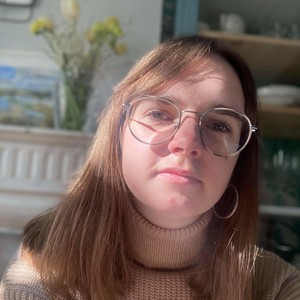 Romane - Prof d'aide aux devoirs - Albert