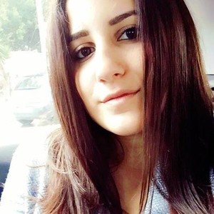 Yasmine - Prof d'anglais - Nice