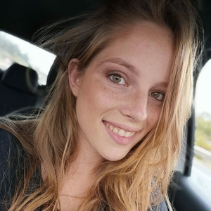 Lola - Prof d'aide aux devoirs - Biarritz