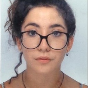 Léa - Prof de SVT - Paris