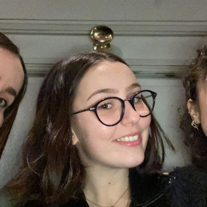 Laura - Prof d'aide aux devoirs - Carignan-de-Bordeaux