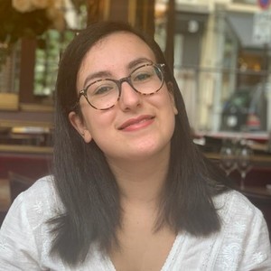 Inès - Prof d'aide aux devoirs - Noisy-le-Grand