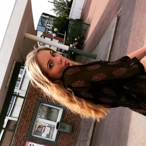 Emma - Prof de management - Ablain-Saint-Nazaire