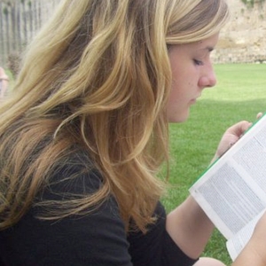 Mélisende - Prof d'aide aux devoirs - Montigny-le-Bretonneux