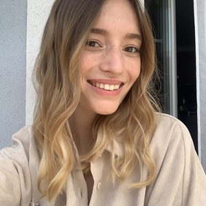 Margot - Prof de maths - Toulon