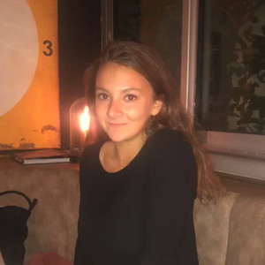 Coline - Prof d'aide aux devoirs - Lacanau