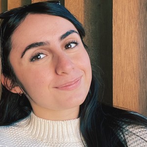 Adriana - Prof de physique - chimie - Ajaccio