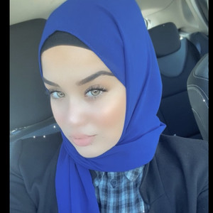 Narjiss - Prof de maths - Montpellier