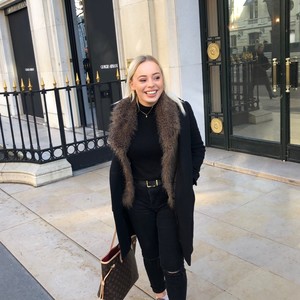 Lisa - Prof de fle - français langue étrangère - Bréviandes
