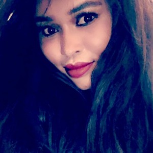 Esther - Prof d'initiation informatique - Bois-Colombes