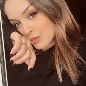 Claudia - Prof de conseil en style, image de soi - Bruges