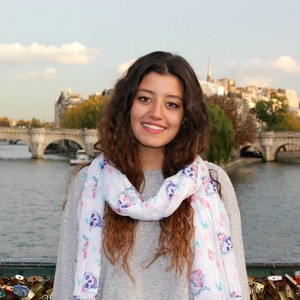 Maria - Prof de maths - Écully