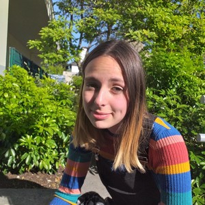 Louise - Prof d'anglais - Freneuse