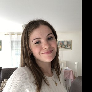 Laura - Prof d'aide aux devoirs - Mâcon