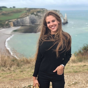 Julie - Prof de français - Paris