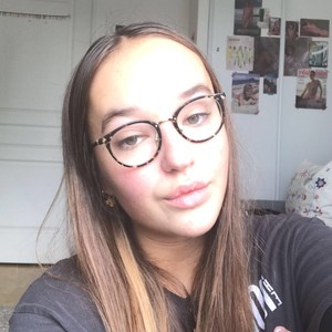 Clarisse - Prof d'aide aux devoirs - Issy-les-Moulineaux