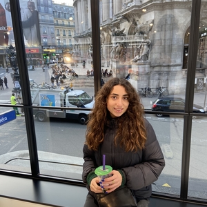 Julie - Prof de maths - Vincennes