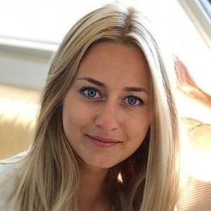 Pauline - Prof d'économie - Neuilly-sur-Seine