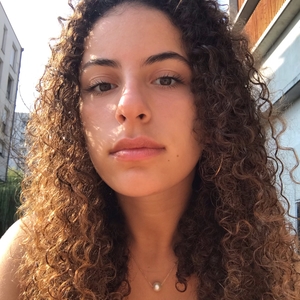 Anna - Prof d'aide aux devoirs - Versailles