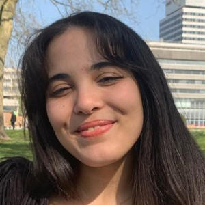 Basma - Prof d'expression orale - anglais - Cergy