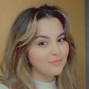 Chaima - Prof de maths - Clichy-sous-Bois